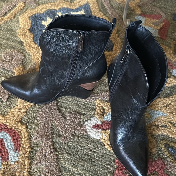 Jessica Simpson booties black sz 8 - Picture 2 of 3
